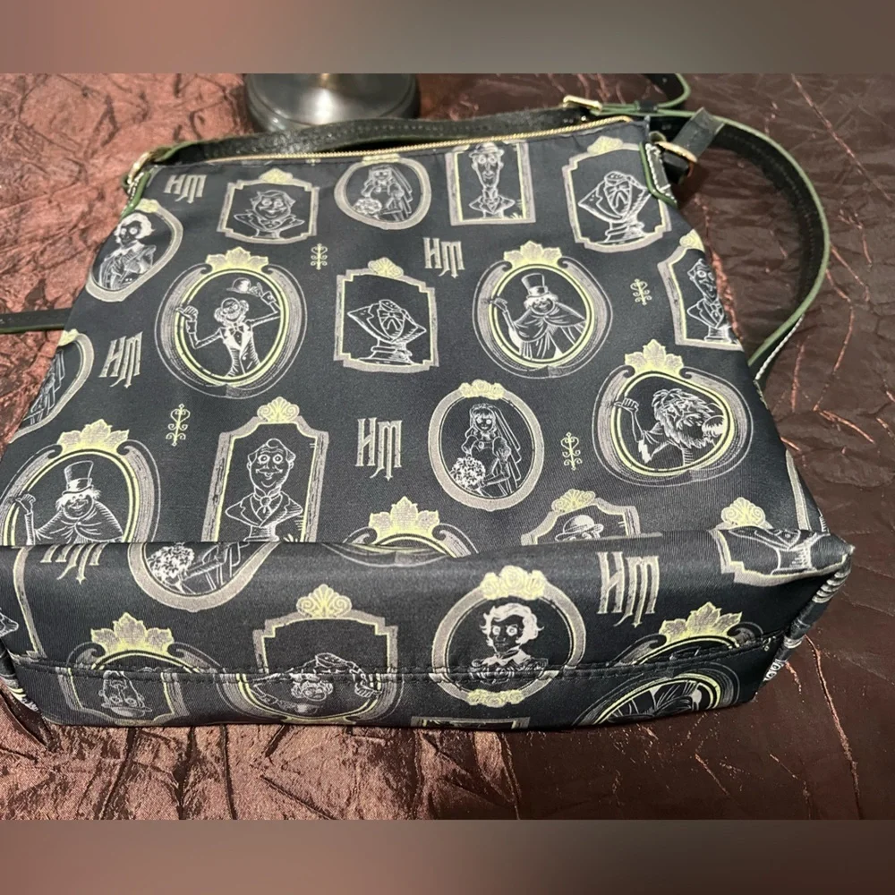 Disney Dooney & Bourke Haunted Mansion Nylon Portraits Crossbody Handbag - Picture 3 of 7